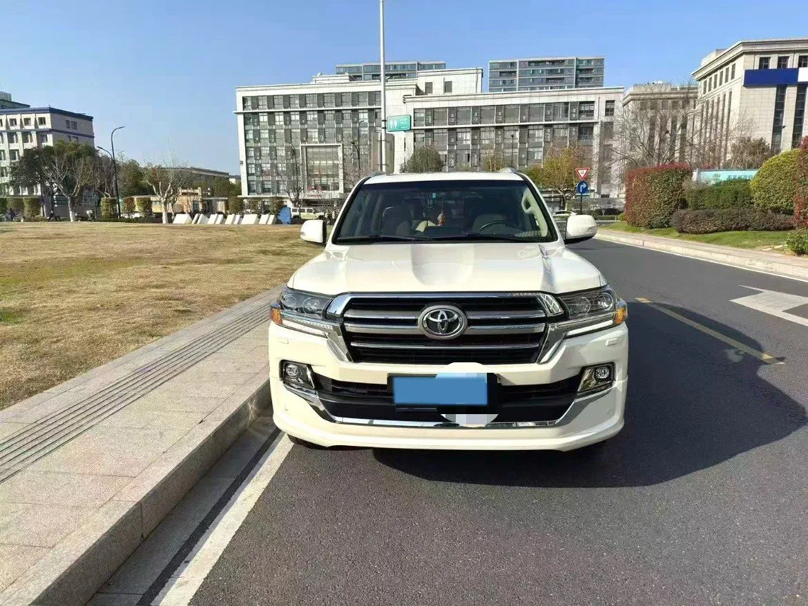 2019 Chevrolet Trax 1.0T 125HP L3 6AT,autocango,china used car exporter,china ev exporter,chinese used car exporter,chinese used ev exporter