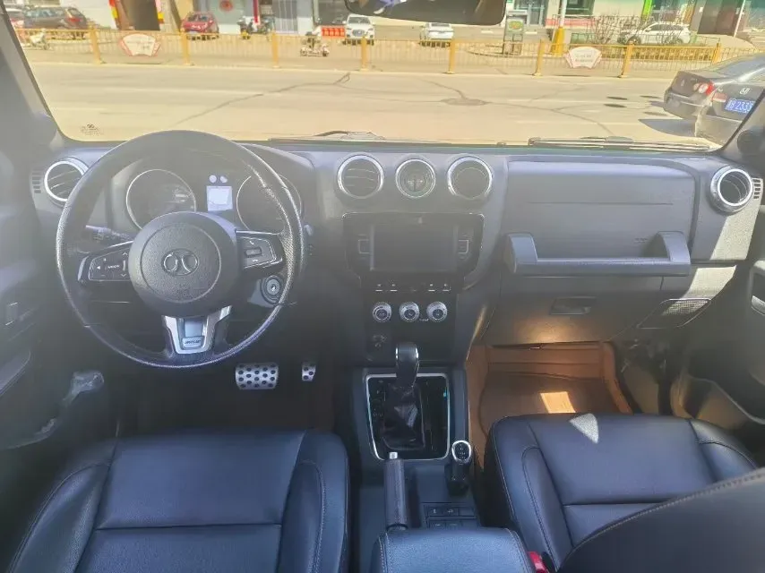 2017 Beijing BJ40 2.3T 250HP L4 6AT,autocango,china used car exporter,china ev exporter,chinese used car exporter,chinese used ev exporter