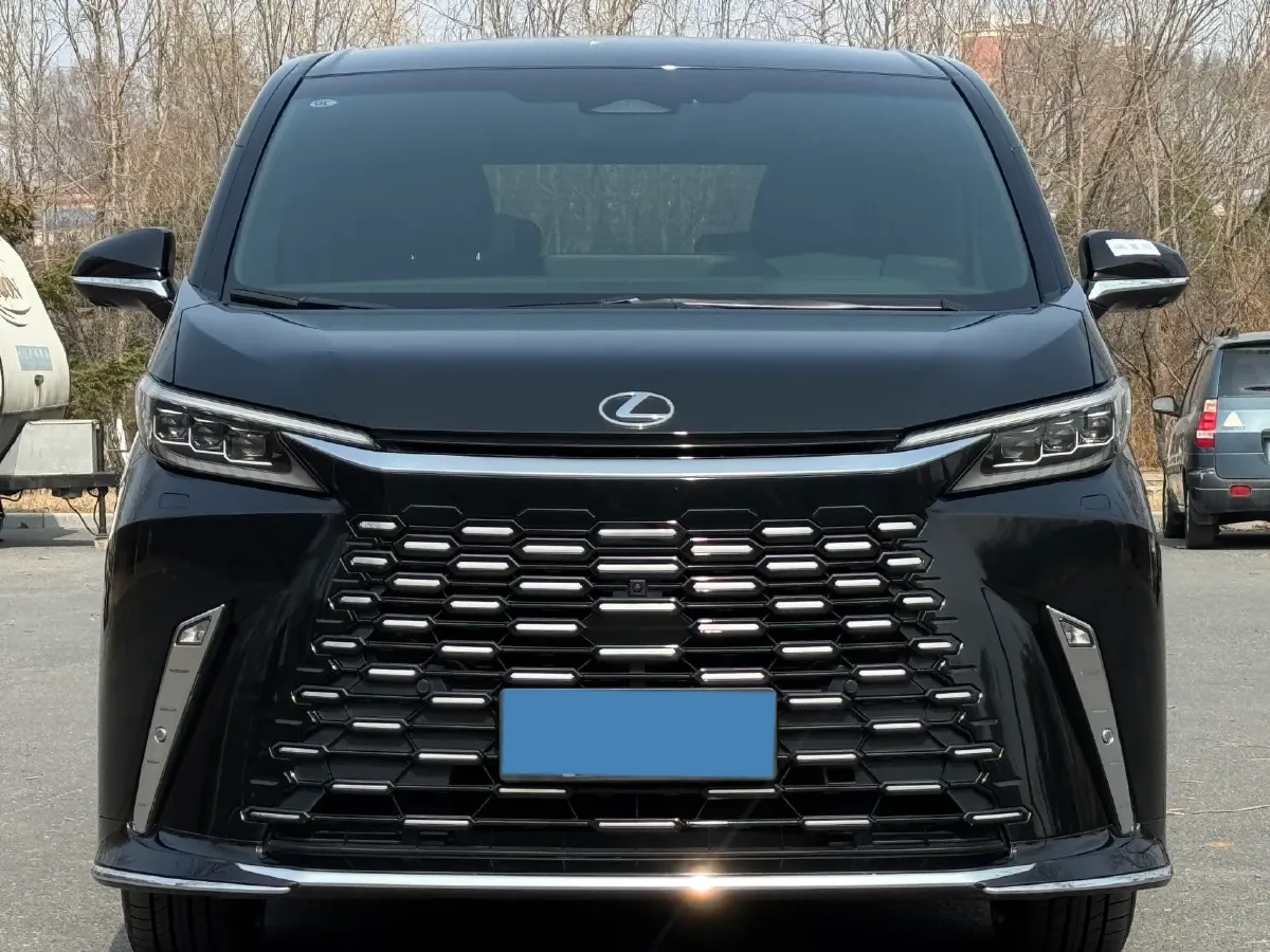 2023 Lexus LM 2.5L 190HP L4 E-CVT Hybrid,autocango,china used car exporter,china ev exporter,chinese used car exporter,chinese used ev exporter