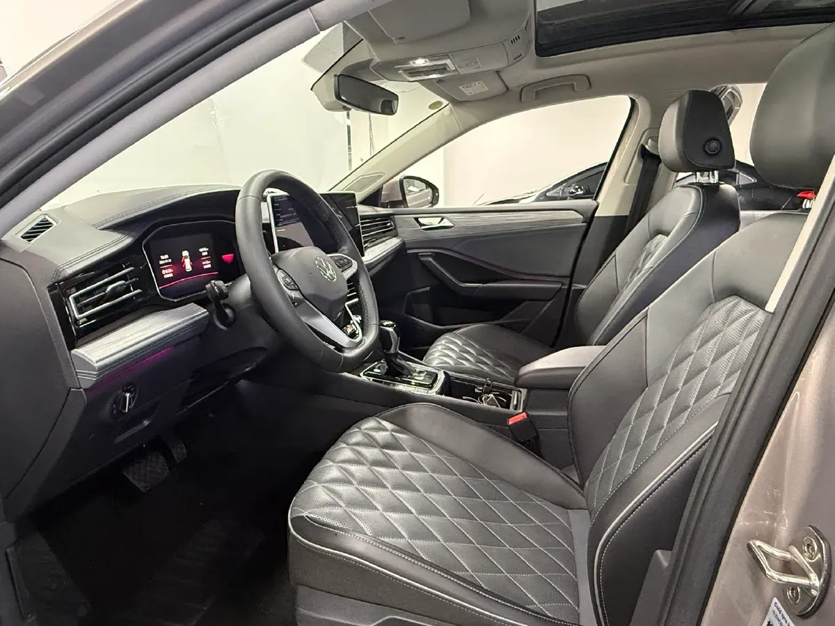 2022 Volkswagen Sagitar 1.2T 116HP L4 7DCT,autocango,china used car exporter,china ev exporter,chinese used car exporter,chinese used ev exporter