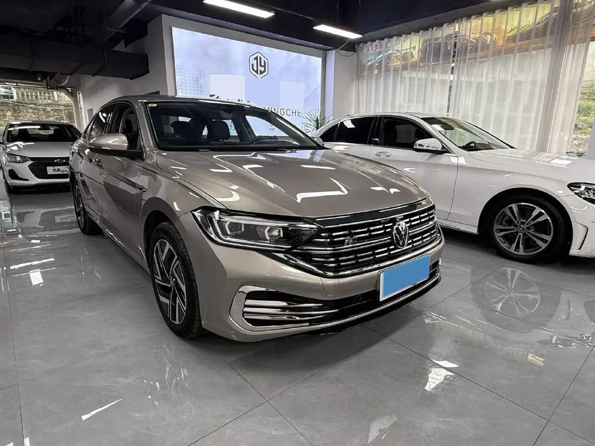 2022 Volkswagen Sagitar 1.2T 116HP L4 7DCT,autocango,china used car exporter,china ev exporter,chinese used car exporter,chinese used ev exporter