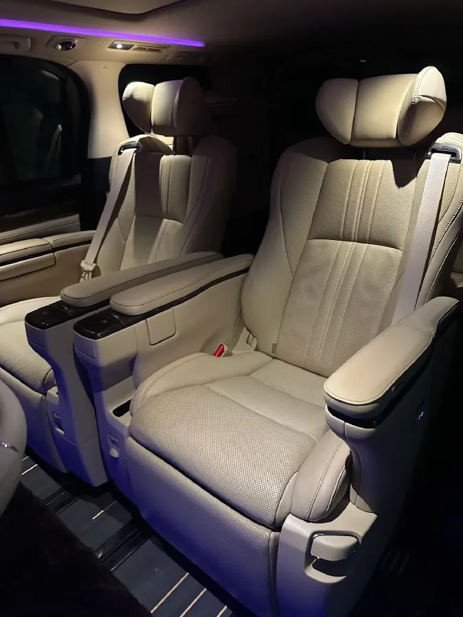 2021 Toyota Alphard 2.5L 117HP L4 E-CVT Hybrid,autocango,china used car exporter,china ev exporter,chinese used car exporter,chinese used ev exporter