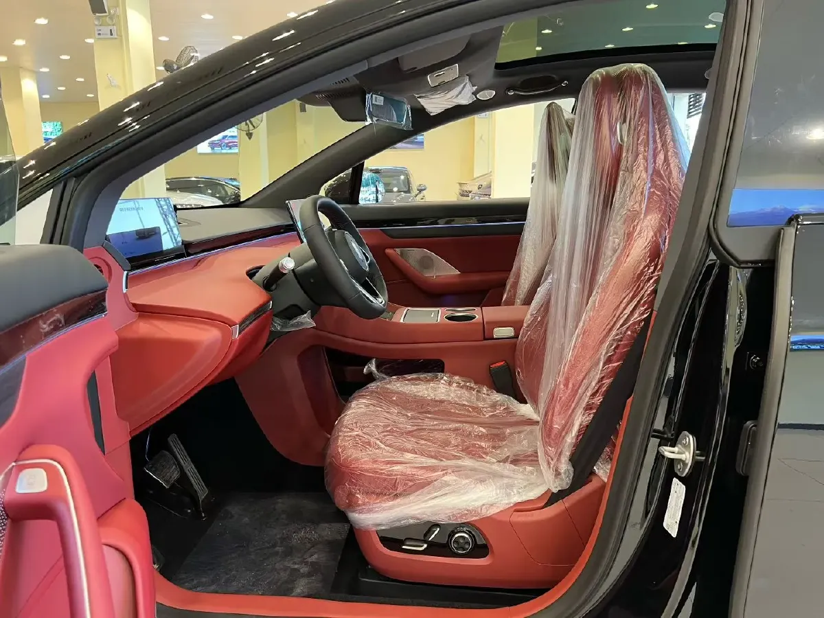 2026 Luxeed R7 REEV 156HP REEV,autocango,china used car exporter,china ev exporter,chinese used car exporter,chinese used ev exporter