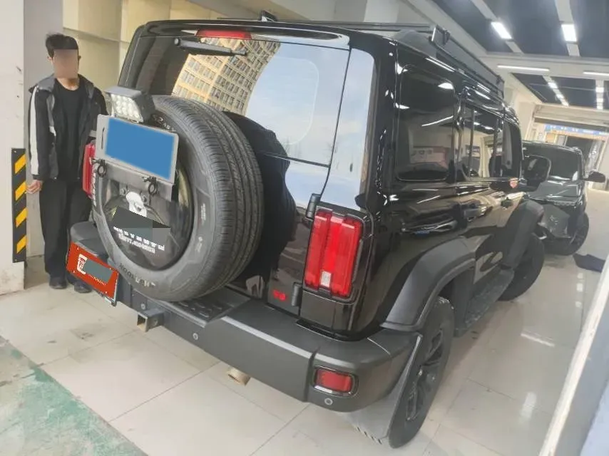 2021 Tank 300 2.0T 227HP L4 8AT,autocango,china used car exporter,china ev exporter,chinese used car exporter,chinese used ev exporter