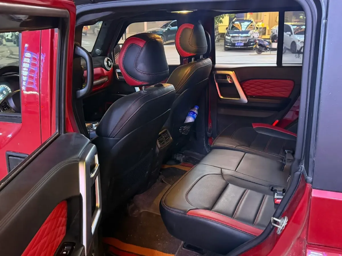 2018 Beijing BJ40 2.3T 250HP L4 6AT,autocango,china used car exporter,china ev exporter,chinese used car exporter,chinese used ev exporter