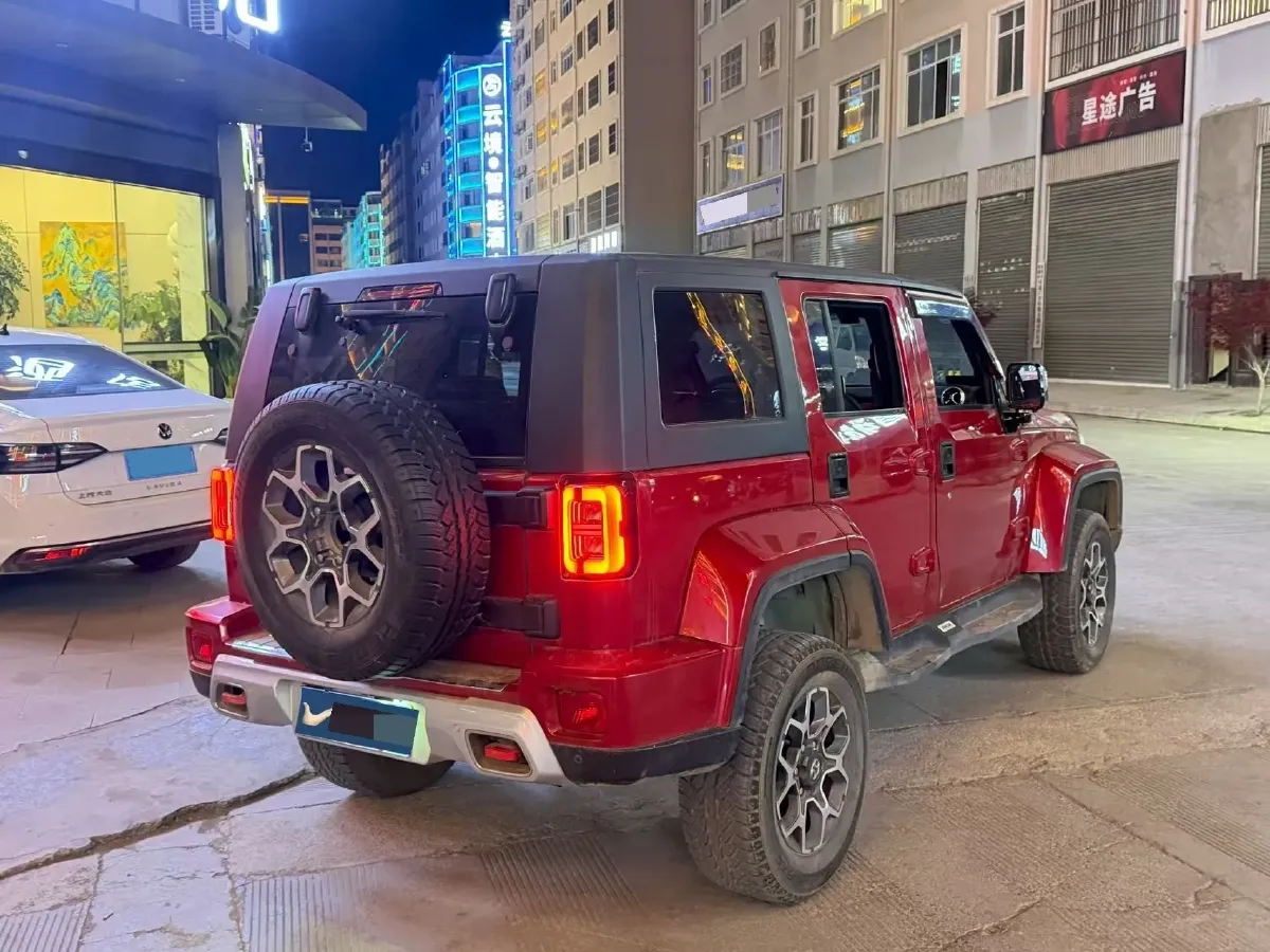 2018 Beijing BJ40 2.3T 250HP L4 6AT,autocango,china used car exporter,china ev exporter,chinese used car exporter,chinese used ev exporter