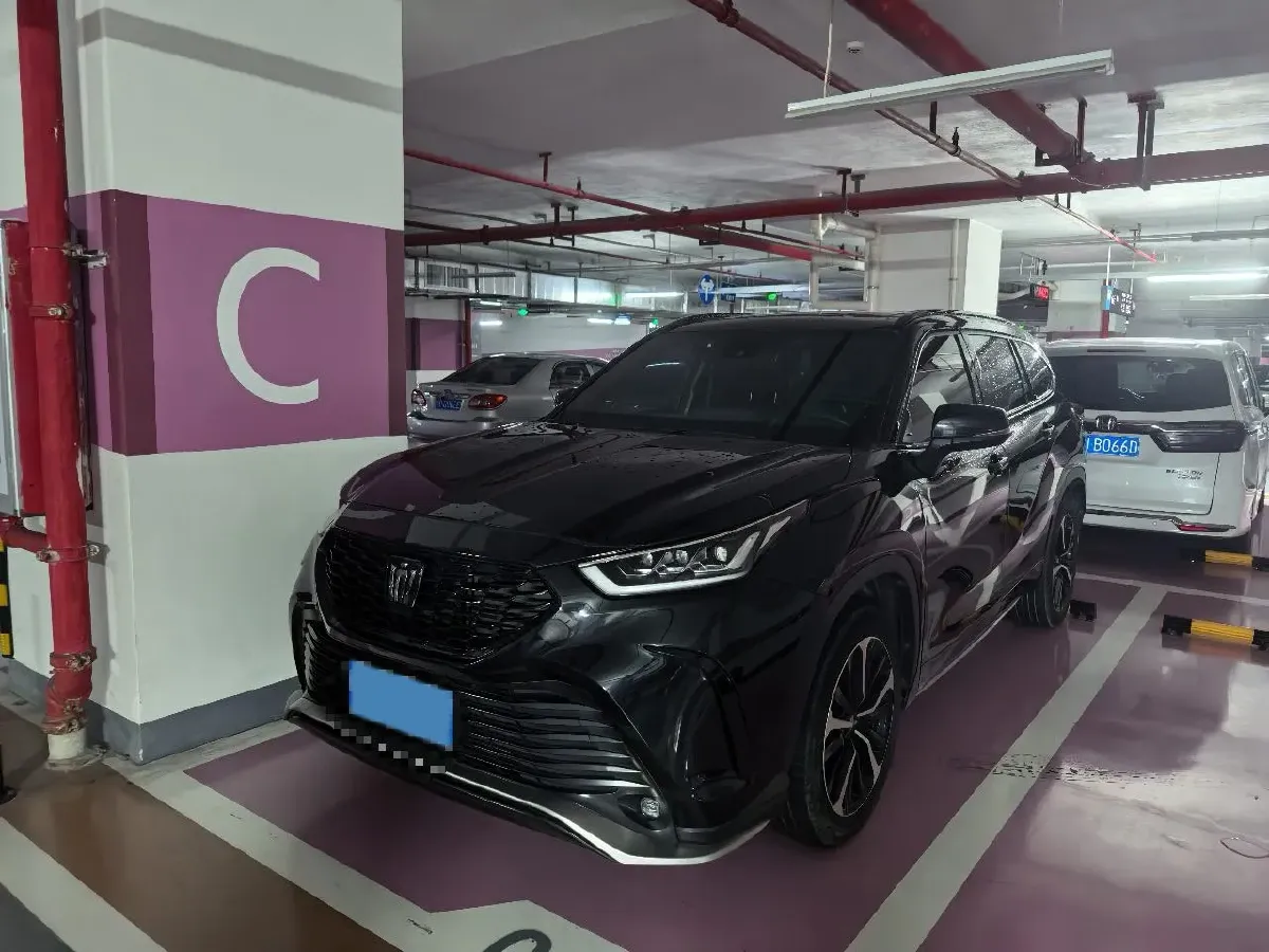 2022 Toyota Crown Kluger 2.0T 248HP L4 8AT,autocango,china used car exporter,china ev exporter,chinese used car exporter,chinese used ev exporter