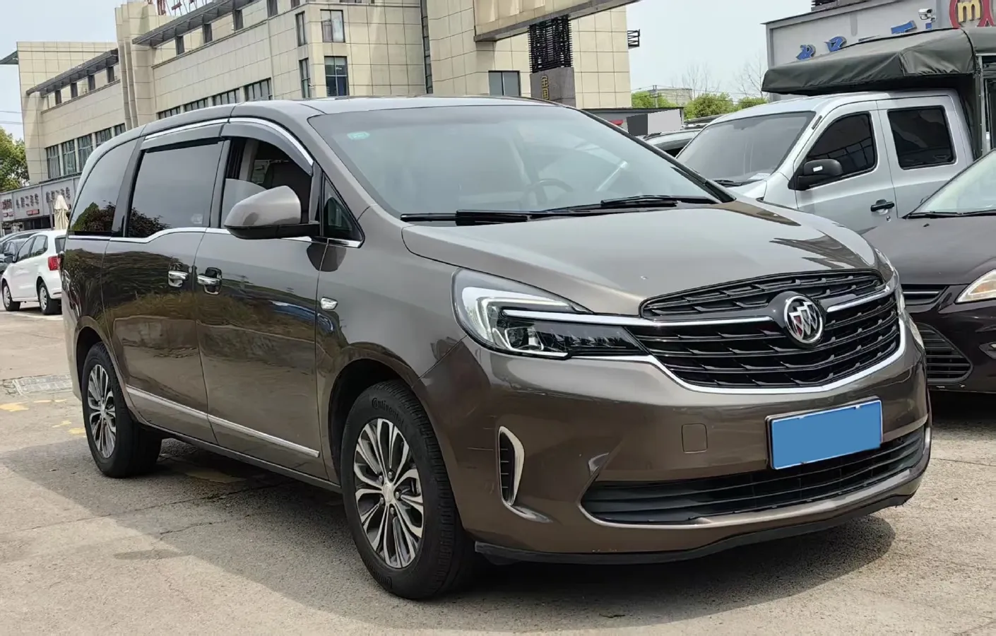 2021 Buick GL8 2.0T 237HP L4 9AT,autocango,china used car exporter,china ev exporter,chinese used car exporter,chinese used ev exporter