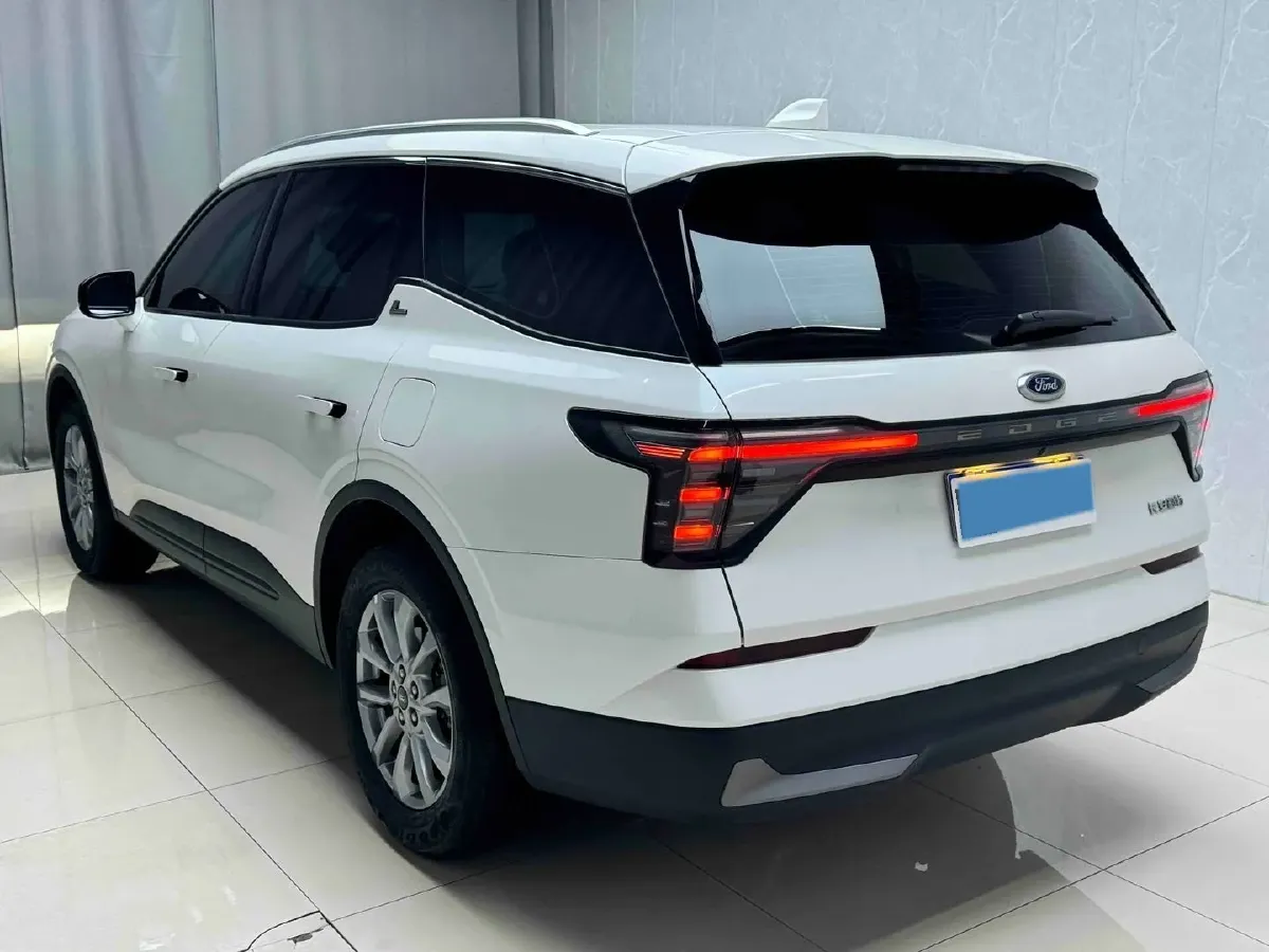 2023 Ford Edge 2.0T 252HP L4 8AT,autocango,china used car exporter,china ev exporter,chinese used car exporter,chinese used ev exporter