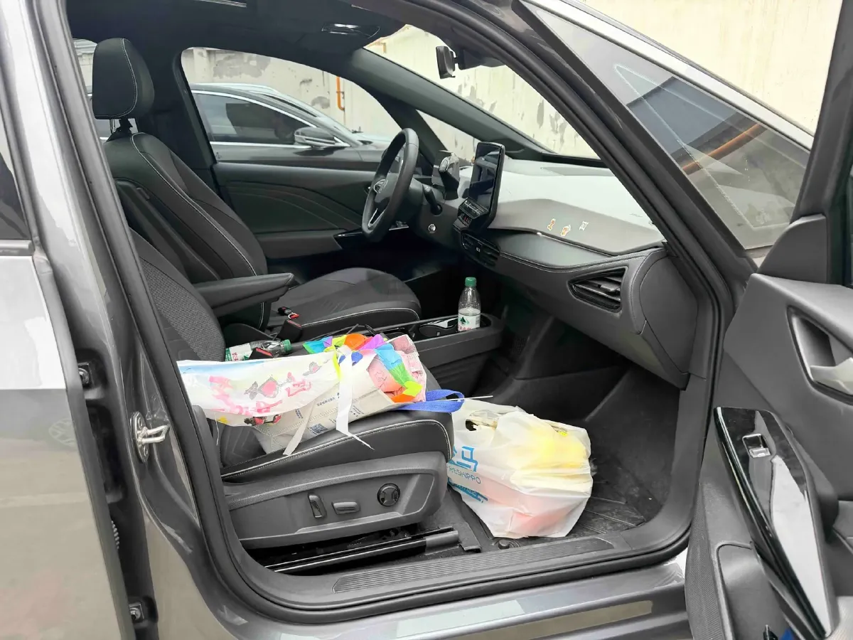 2024 Volkswagen ID.3 BEV 52.8KWH,autocango,china used car exporter,china ev exporter,chinese used car exporter,chinese used ev exporter