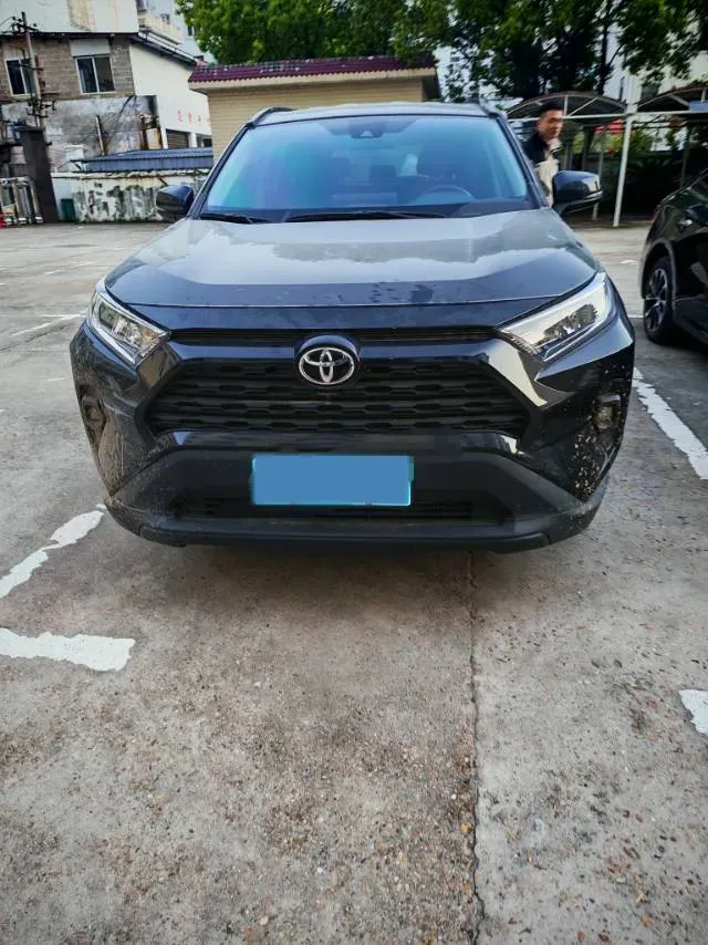 2023 Toyota RAV4 2.0L 171HP L4 CVT,autocango,china used car exporter,china ev exporter,chinese used car exporter,chinese used ev exporter