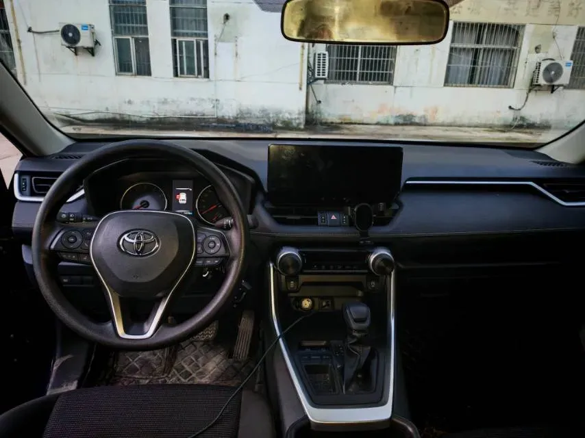 2023 Toyota RAV4 2.0L 171HP L4 CVT,autocango,china used car exporter,china ev exporter,chinese used car exporter,chinese used ev exporter