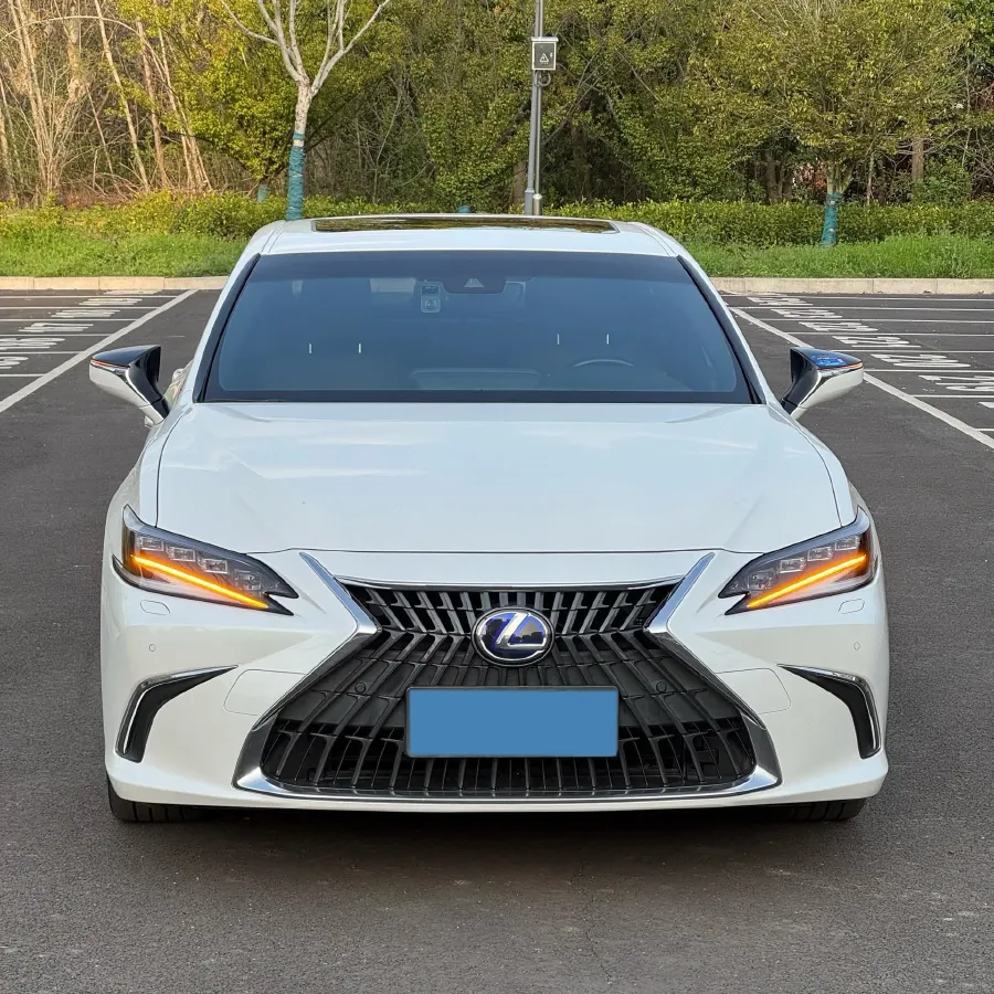 2021 Lexus ES 2.5L 178HP L4 E-CVT Hybrid,autocango,china used car exporter,china ev exporter,chinese used car exporter,chinese used ev exporter
