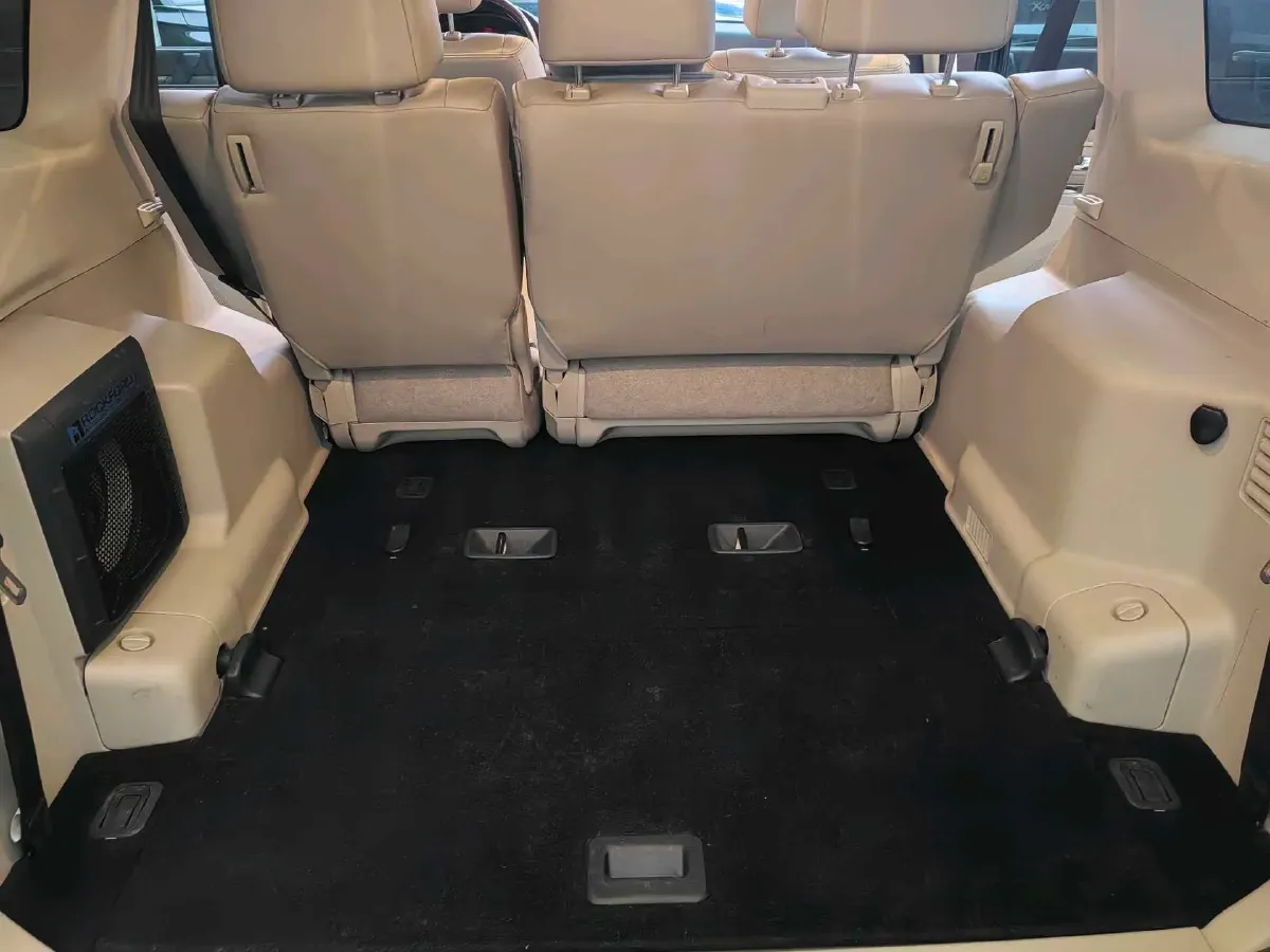 2017 Land Rover Range Rover Evoque 2.0T 241HP L4 9AT,autocango,china used car exporter,china ev exporter,chinese used car exporter,chinese used ev exporter