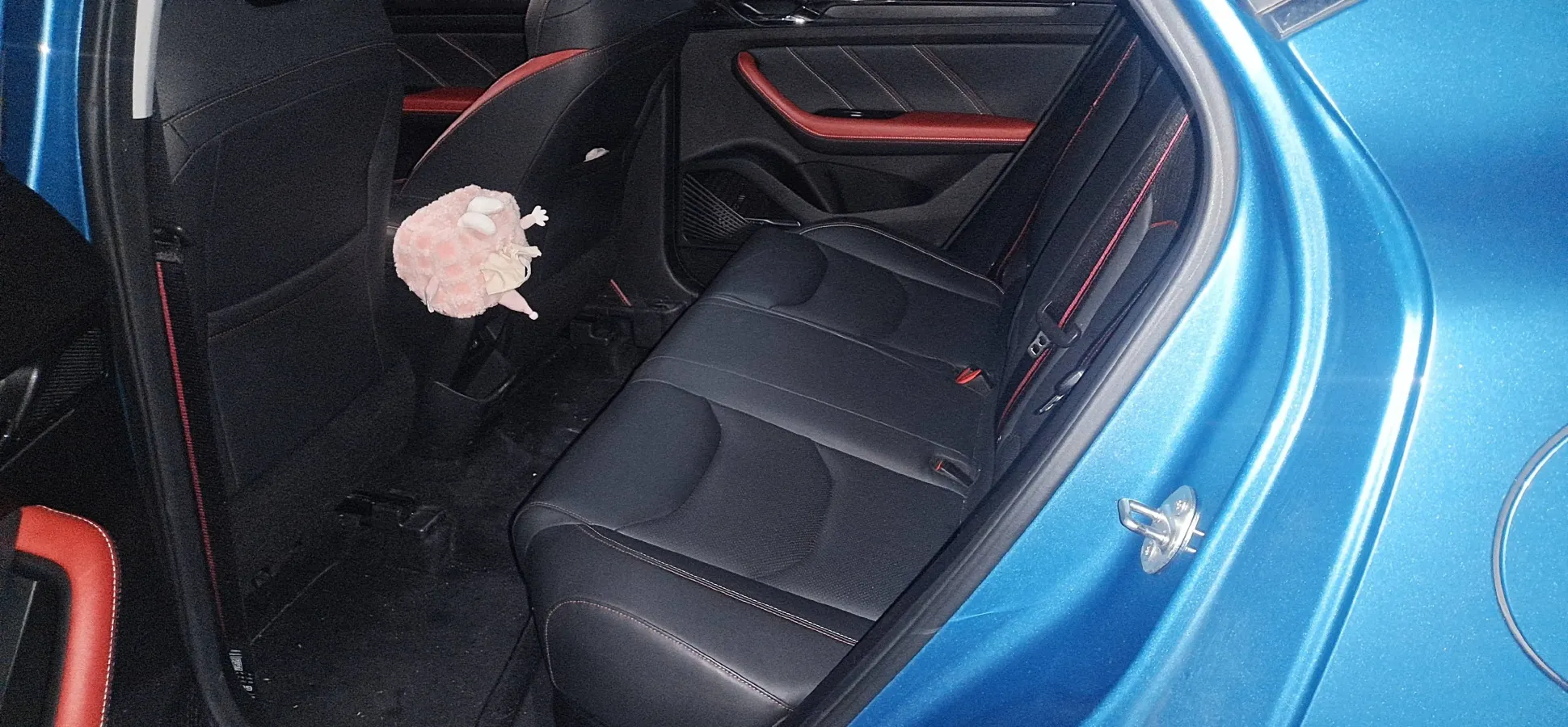 2021 Geely Emgrand S 1.4T 141HP L4 CVT,autocango,china used car exporter,china ev exporter,chinese used car exporter,chinese used ev exporter