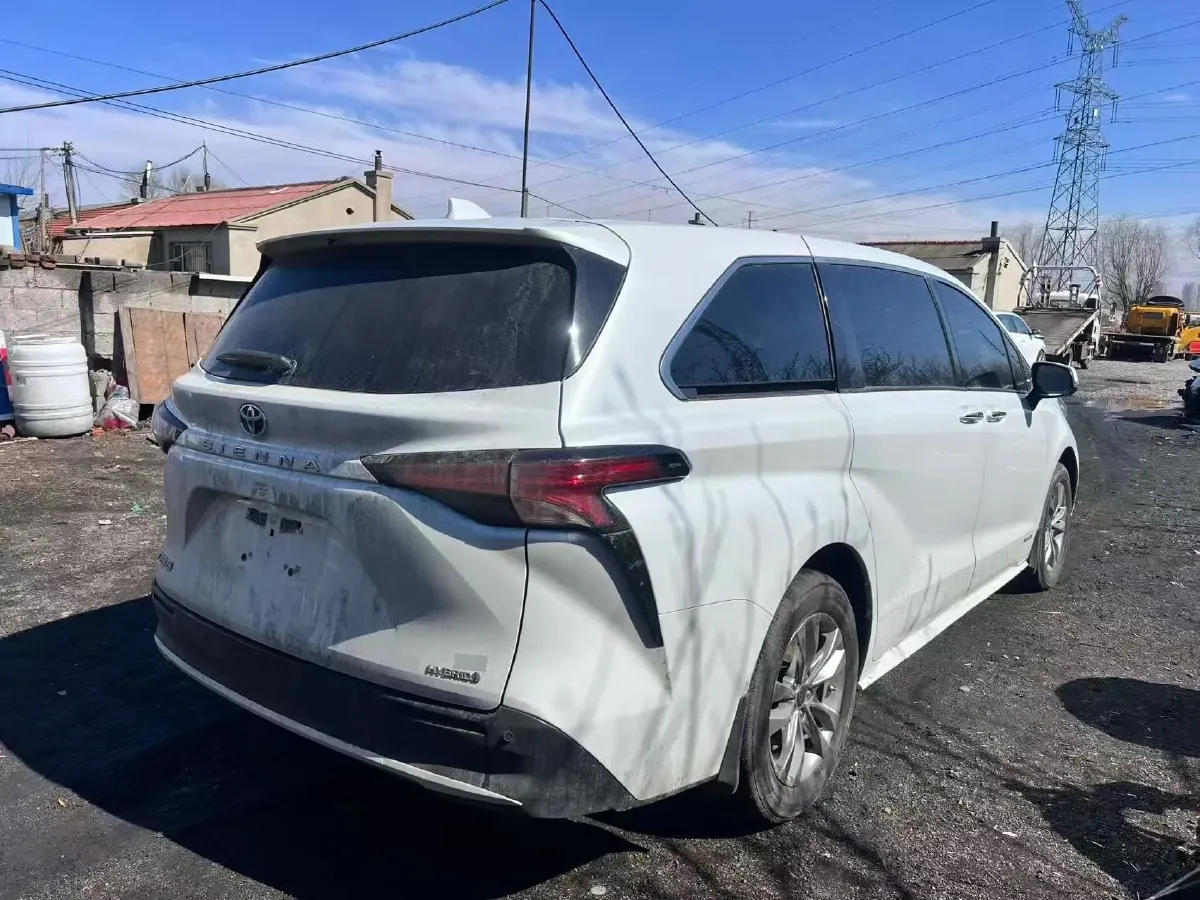 2023 Toyota Sienna 2.5L 189HP L4 E-CVT Hybrid,autocango,china used car exporter,china ev exporter,chinese used car exporter,chinese used ev exporter