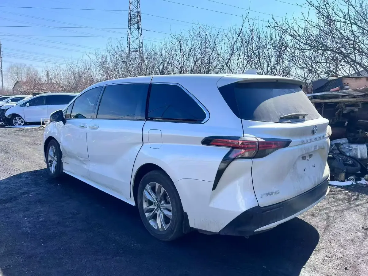 2023 Toyota Sienna 2.5L 189HP L4 E-CVT Hybrid,autocango,china used car exporter,china ev exporter,chinese used car exporter,chinese used ev exporter