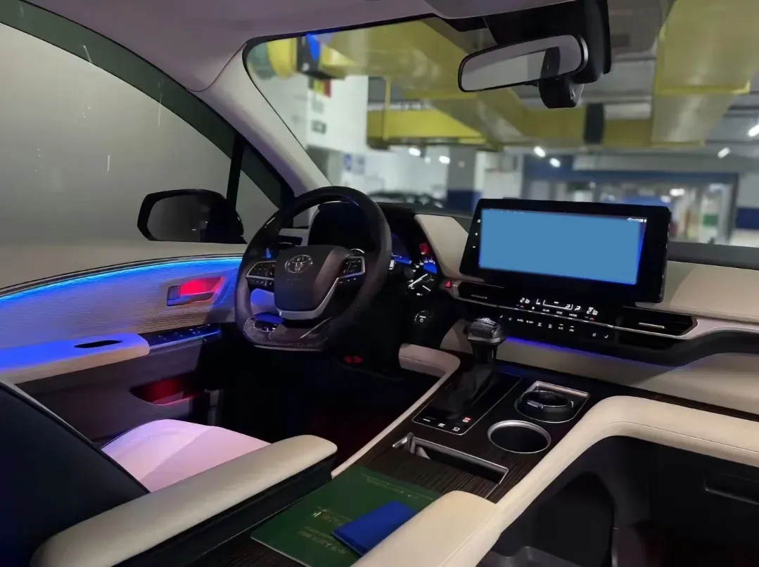 2023 Toyota Sienna 2.5L 189HP L4 E-CVT Hybrid,autocango,china used car exporter,china ev exporter,chinese used car exporter,chinese used ev exporter