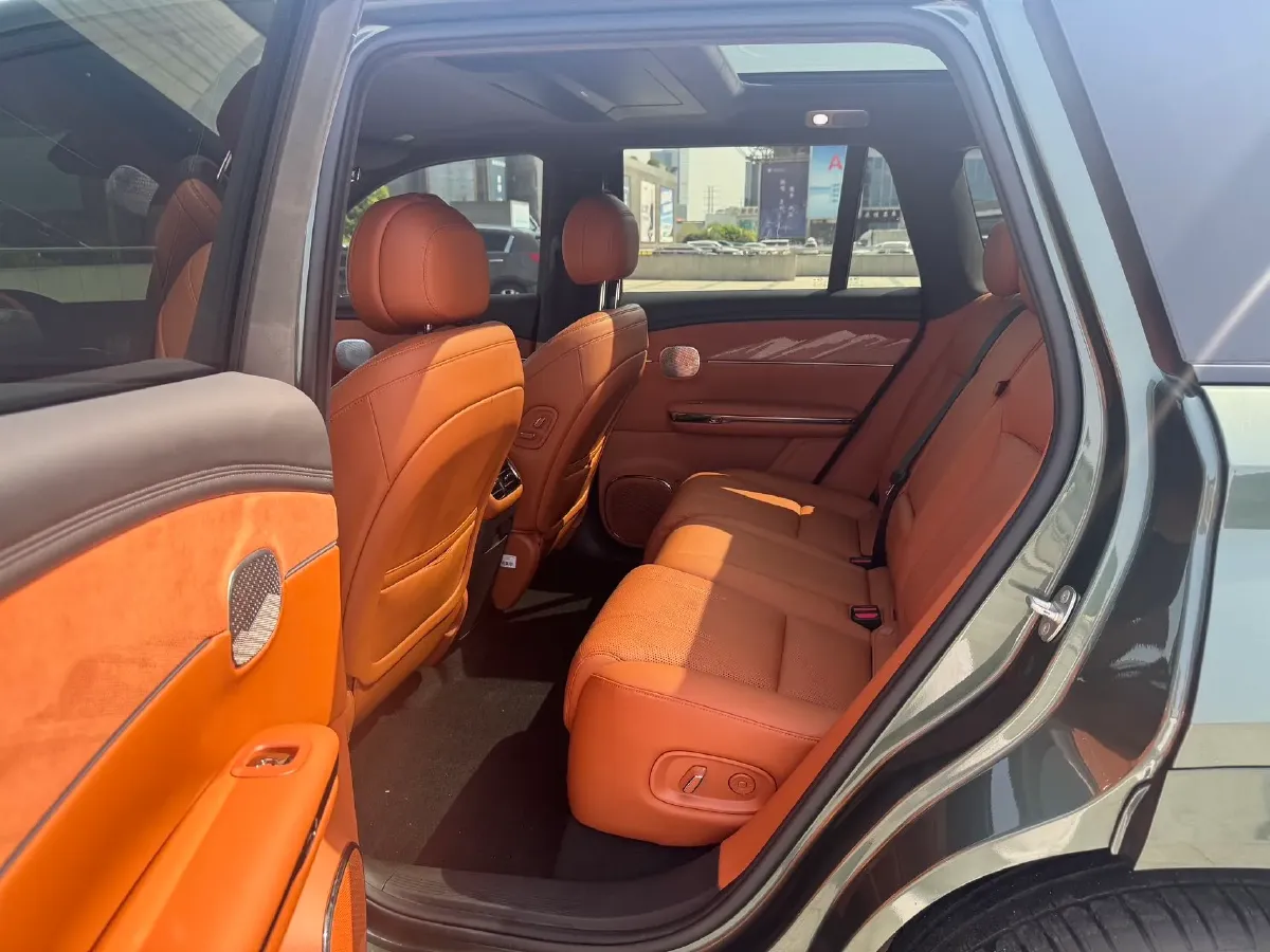 2025 BYD TangL 1.5T 156HP L4 E-CVT PHEV,autocango,china used car exporter,china ev exporter,chinese used car exporter,chinese used ev exporter