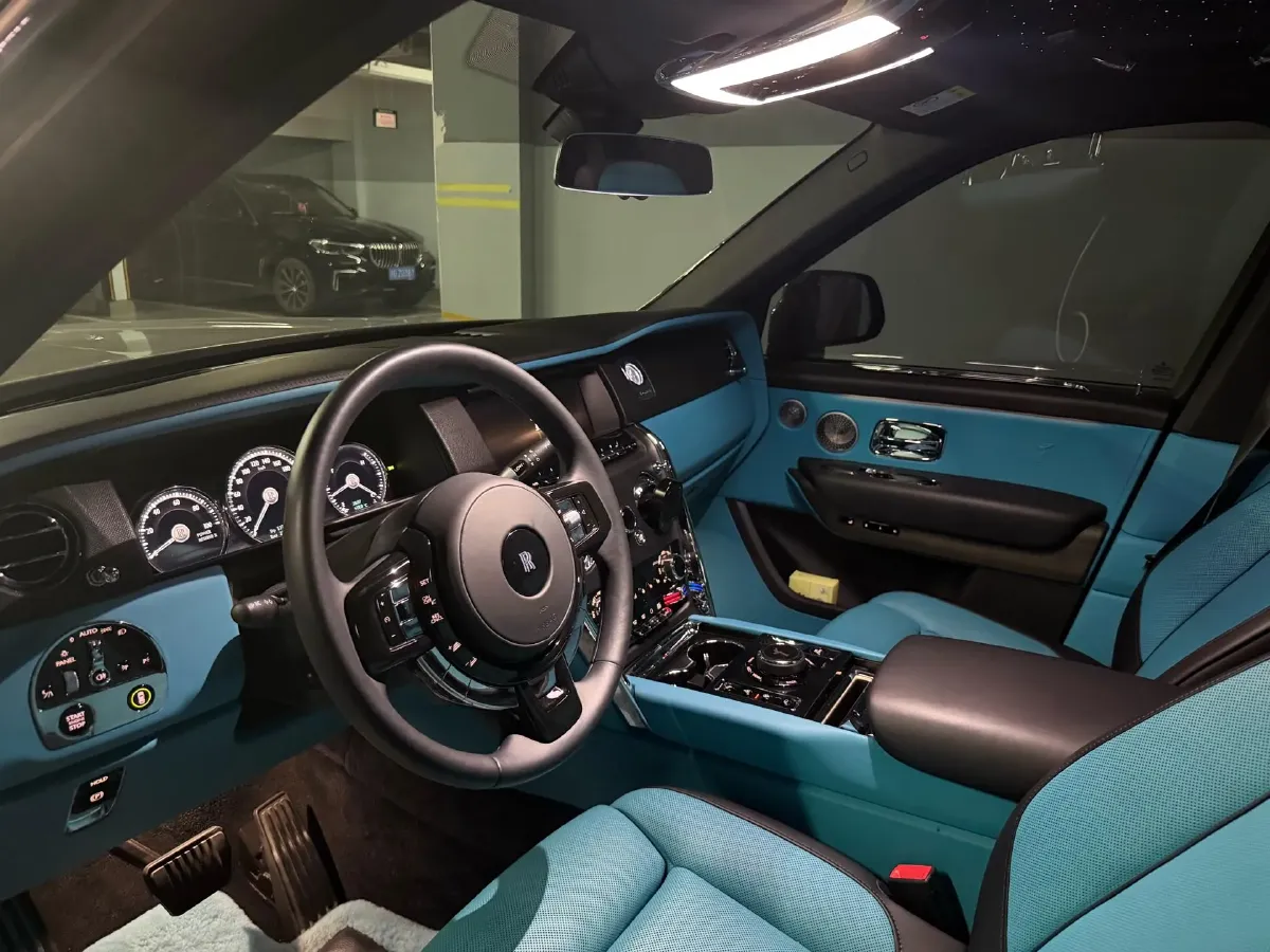 2024 Rolls-Royce Cullinan 6.7T 571HP V12 8AT,autocango,china used car exporter,china ev exporter,chinese used car exporter,chinese used ev exporter