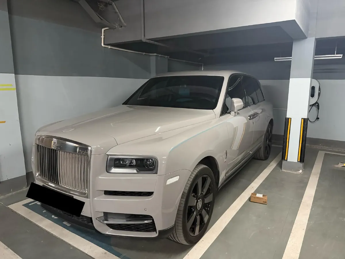 2024 Rolls-Royce Cullinan 6.7T 571HP V12 8AT,autocango,china used car exporter,china ev exporter,chinese used car exporter,chinese used ev exporter