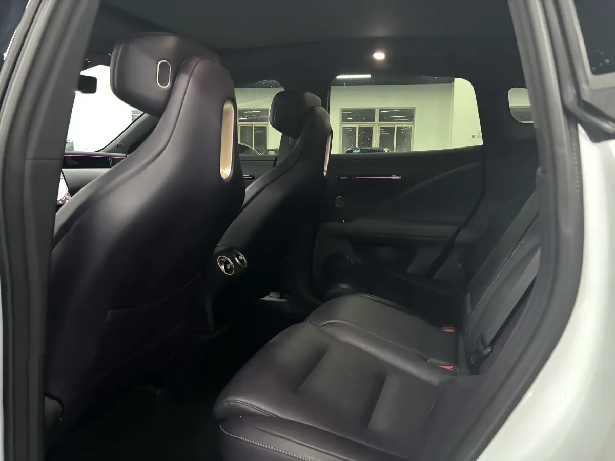 2024 Avatr 07 BEV 82.16KWH,autocango,china used car exporter,china ev exporter,chinese used car exporter,chinese used ev exporter