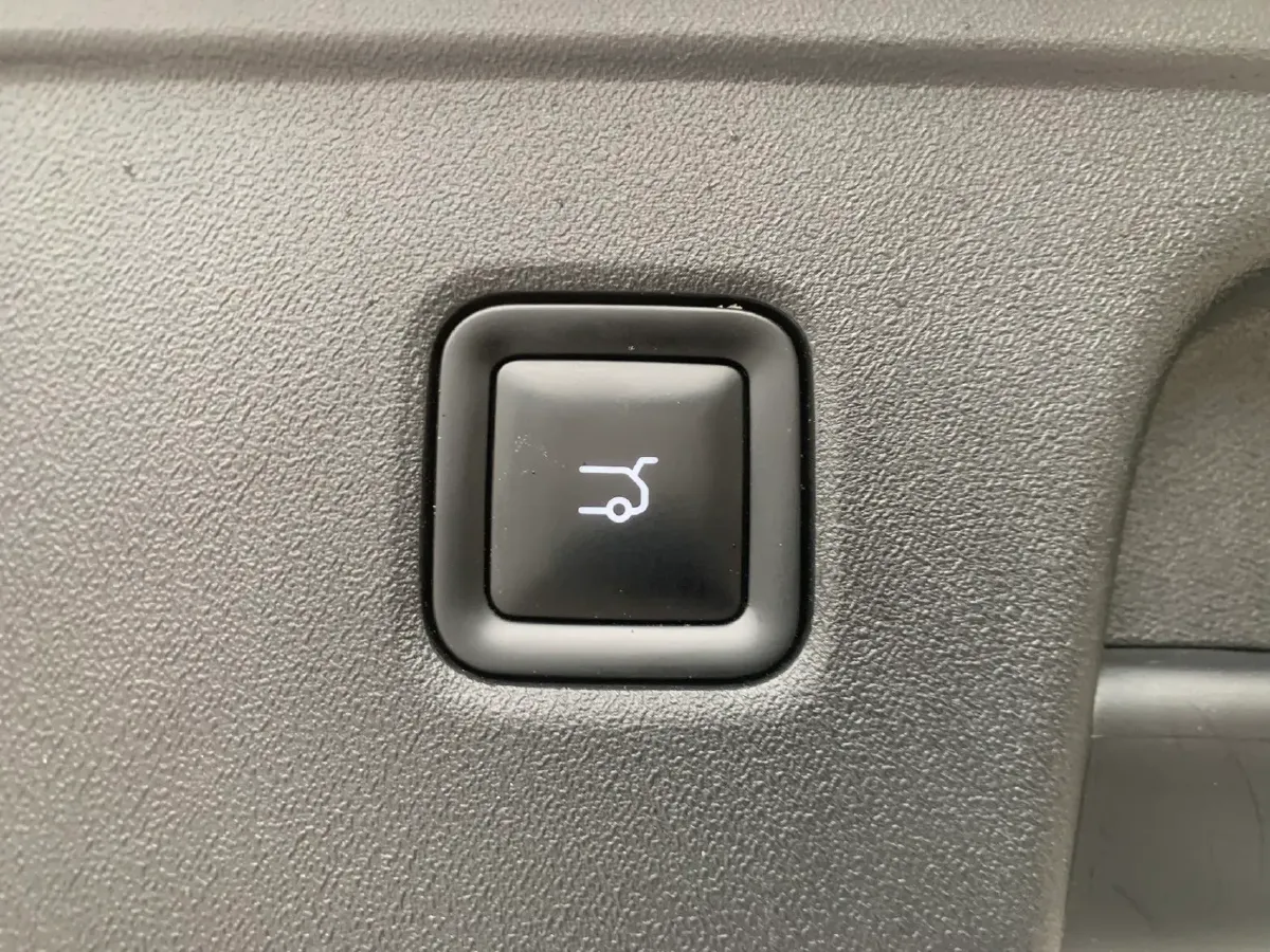 2024 Leapmotor C10 BEV 69.9KWH,autocango,china used car exporter,china ev exporter,chinese used car exporter,chinese used ev exporter