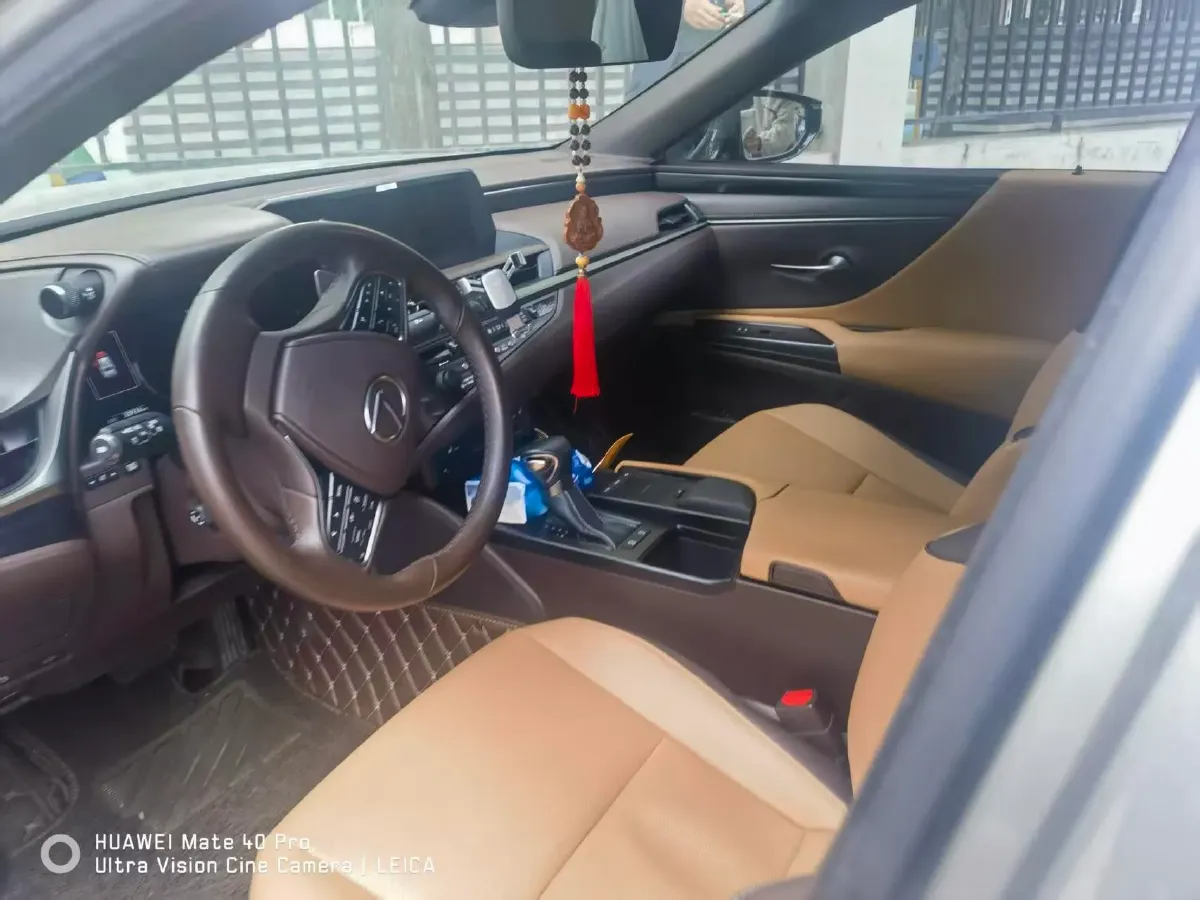 2020 Lexus ES 2.0L 173HP L4 CVT,autocango,china used car exporter,china ev exporter,chinese used car exporter,chinese used ev exporter