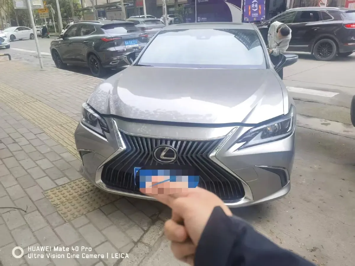 2020 Lexus ES 2.0L 173HP L4 CVT,autocango,china used car exporter,china ev exporter,chinese used car exporter,chinese used ev exporter