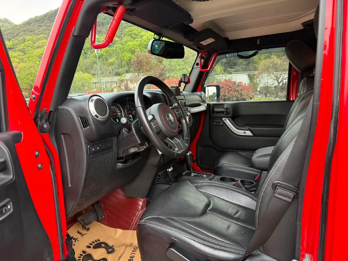 2017 Jeep Wrangler 3.6L 284HP V6 5AT,autocango,china used car exporter,china ev exporter,chinese used car exporter,chinese used ev exporter