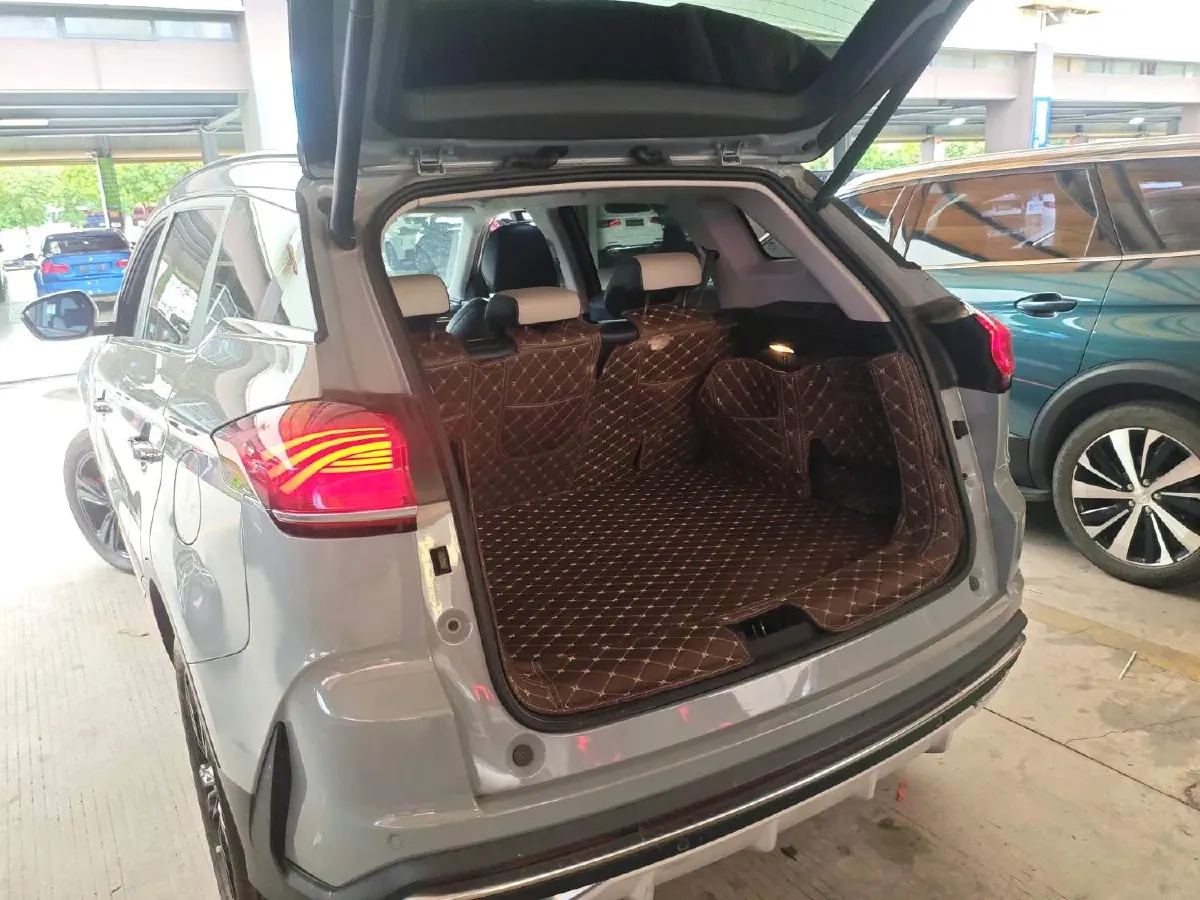 2022 Geely Azkarra 1.8T 184HP L4 7DCT,autocango,china used car exporter,china ev exporter,chinese used car exporter,chinese used ev exporter