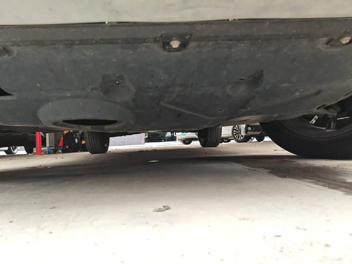 2022 Geely Azkarra 1.8T 184HP L4 7DCT,autocango,china used car exporter,china ev exporter,chinese used car exporter,chinese used ev exporter