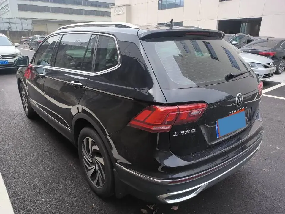 2023 Volkswagen Tiguan L 1.4T 150HP L4 7DCT,autocango,china used car exporter,china ev exporter,chinese used car exporter,chinese used ev exporter