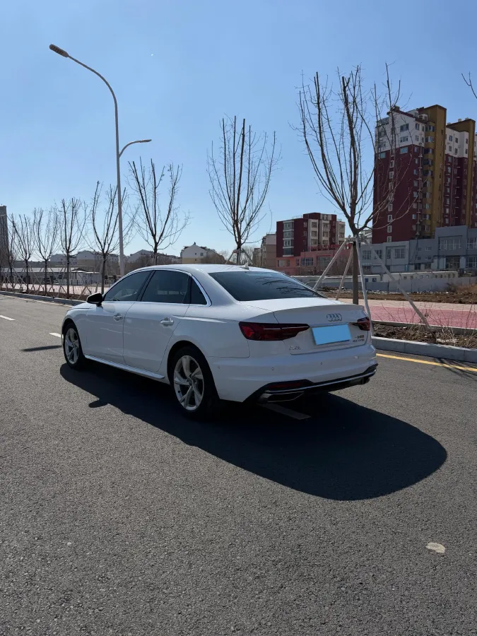 2020 Audi A4L 2.0T 190HP L4 7DCT,autocango,china used car exporter,china ev exporter,chinese used car exporter,chinese used ev exporter