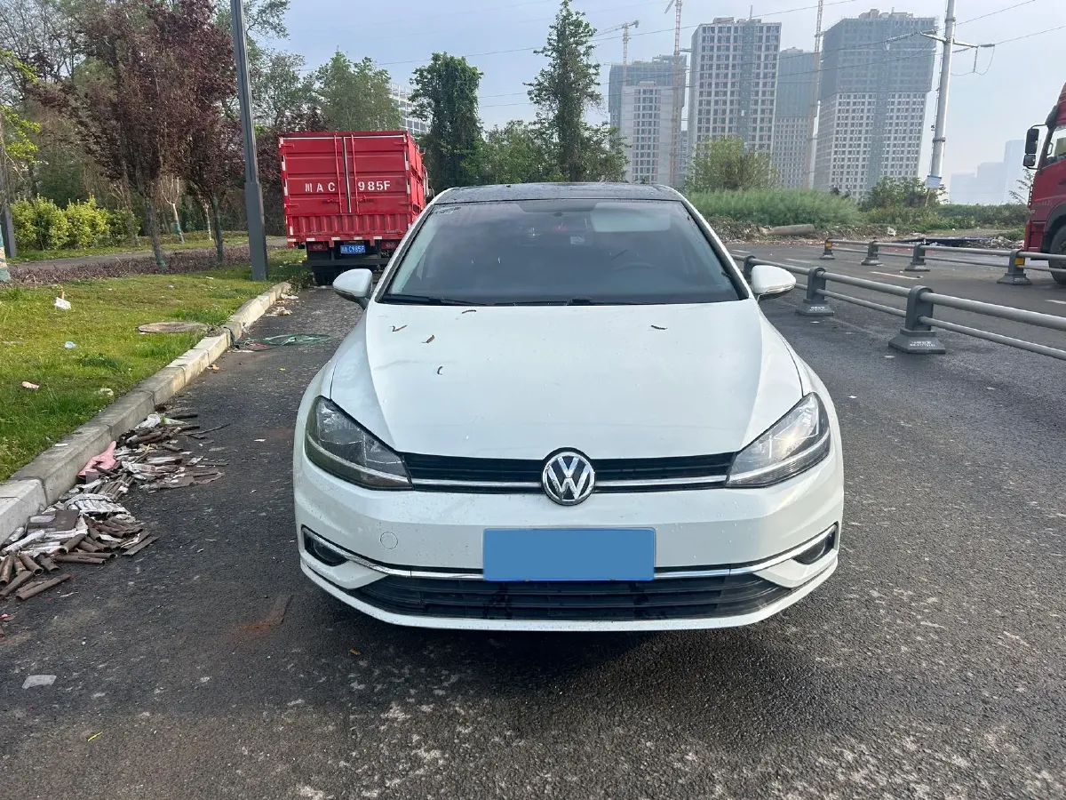 2018 Volkswagen Golf 1.6L 110HP L4 6AT,autocango,china used car exporter,china ev exporter,chinese used car exporter,chinese used ev exporter