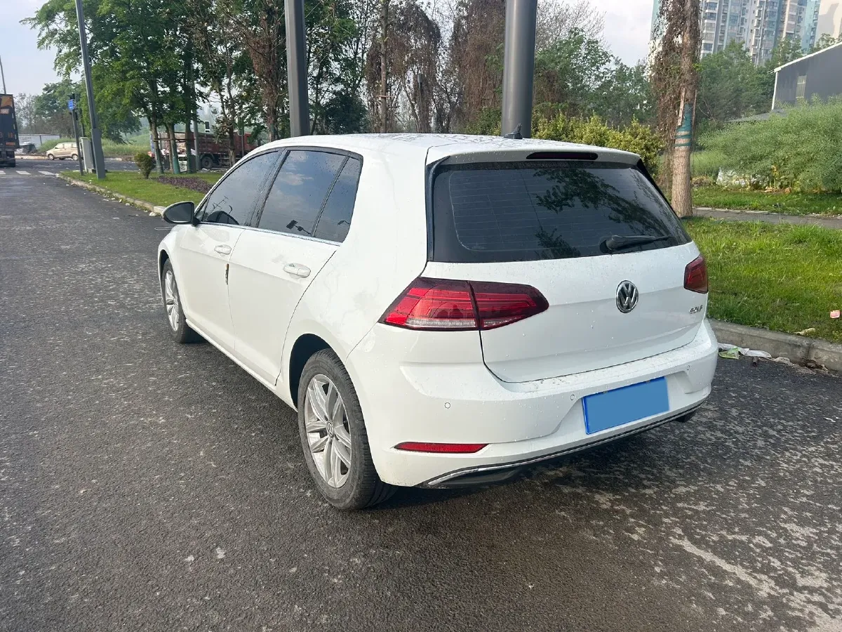 2018 Volkswagen Golf 1.6L 110HP L4 6AT,autocango,china used car exporter,china ev exporter,chinese used car exporter,chinese used ev exporter