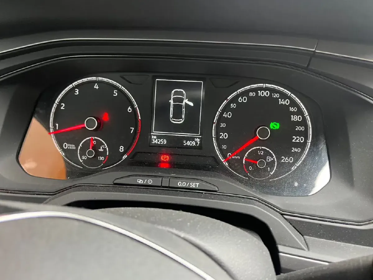 2019 Volkswagen Polo 1.5L 113HP L4 6AT,autocango,china used car exporter,china ev exporter,chinese used car exporter,chinese used ev exporter