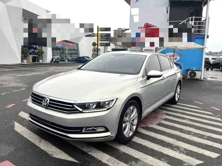 2019 Volkswagen Magotan 2.0T 186HP L4 7DCT,autocango,china used car exporter,china ev exporter,chinese used car exporter,chinese used ev exporter