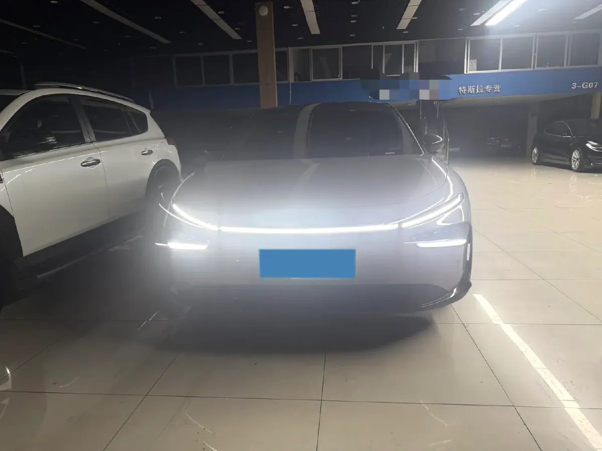 2024 Xpeng P7+ BEV 60.7KWH,autocango,china used car exporter,china ev exporter,chinese used car exporter,chinese used ev exporter