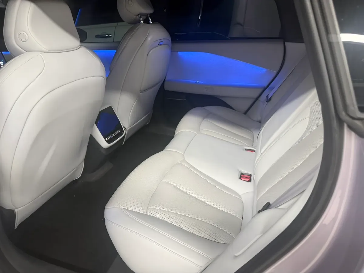 2024 Xpeng P7+ BEV 60.7KWH,autocango,china used car exporter,china ev exporter,chinese used car exporter,chinese used ev exporter