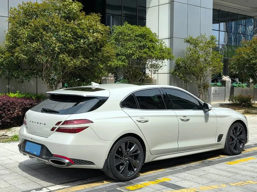 2024 Genesis G70 2.0T 245HP L4 8AT,autocango,china used car exporter,china ev exporter,chinese used car exporter,chinese used ev exporter