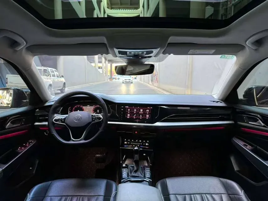 2022 Xpeng P7 BEV 60.2KWH,autocango,china used car exporter,china ev exporter,chinese used car exporter,chinese used ev exporter