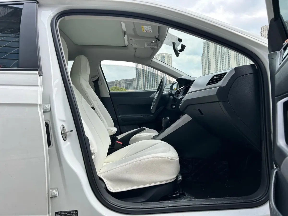 2021 Bestune T55 1.5T 169HP L4 7DCT,autocango,china used car exporter,china ev exporter,chinese used car exporter,chinese used ev exporter