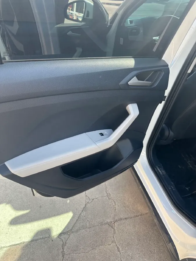 2025 Volkswagen Tharu 1.5L 110HP L4 6AT,autocango,china used car exporter,china ev exporter,chinese used car exporter,chinese used ev exporter