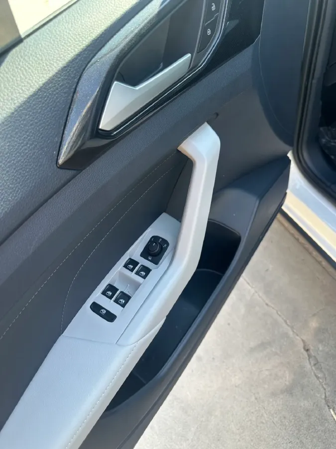 2025 Volkswagen Tharu 1.5L 110HP L4 6AT,autocango,china used car exporter,china ev exporter,chinese used car exporter,chinese used ev exporter