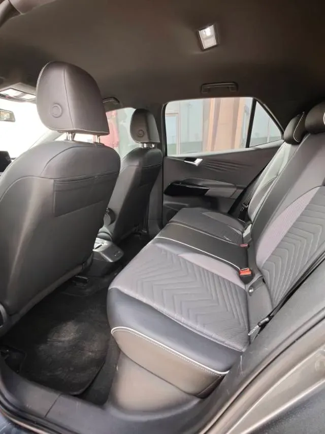 2023 Volkswagen ID.3 BEV 52.8KWH,autocango,china used car exporter,china ev exporter,chinese used car exporter,chinese used ev exporter