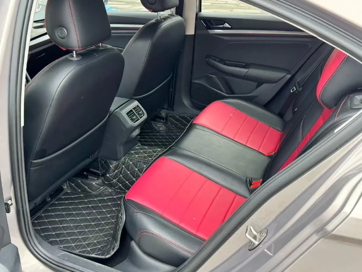 2019 Bestune T77 1.2T 143HP L4 7DCT,autocango,china used car exporter,china ev exporter,chinese used car exporter,chinese used ev exporter