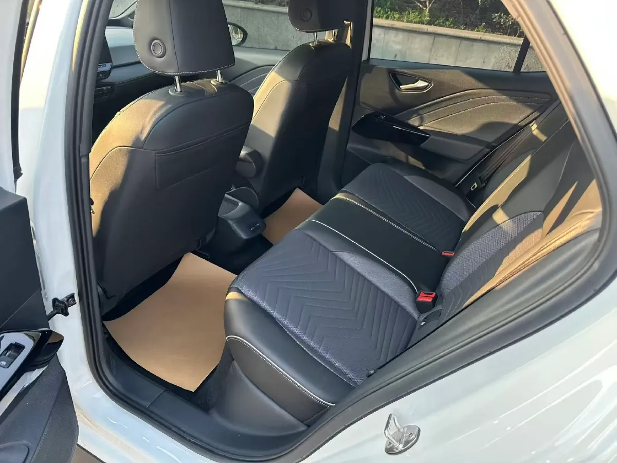 2024 Volkswagen ID.3 BEV 52.8KWH,autocango,china used car exporter,china ev exporter,chinese used car exporter,chinese used ev exporter