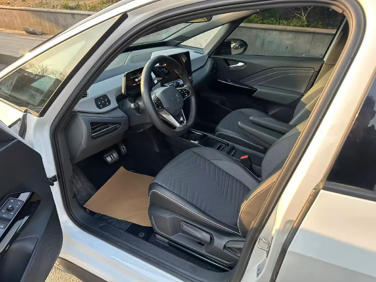2024 Volkswagen ID.3 BEV 52.8KWH,autocango,china used car exporter,china ev exporter,chinese used car exporter,chinese used ev exporter