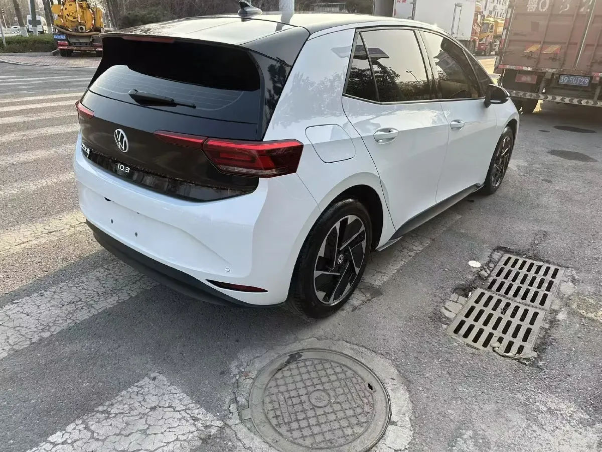 2024 Volkswagen ID.3 BEV 52.8KWH,autocango,china used car exporter,china ev exporter,chinese used car exporter,chinese used ev exporter